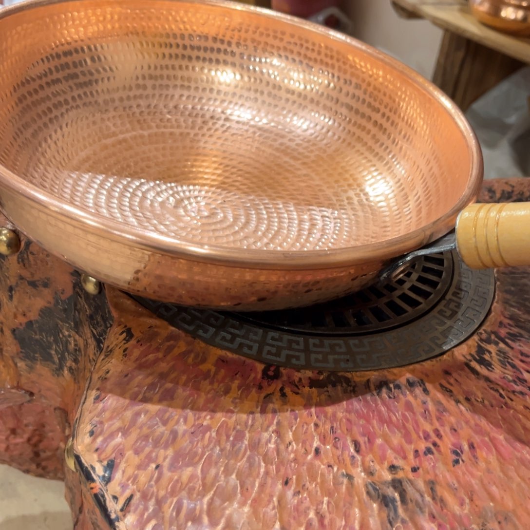 30炒菜锅侧把手工锻打工艺