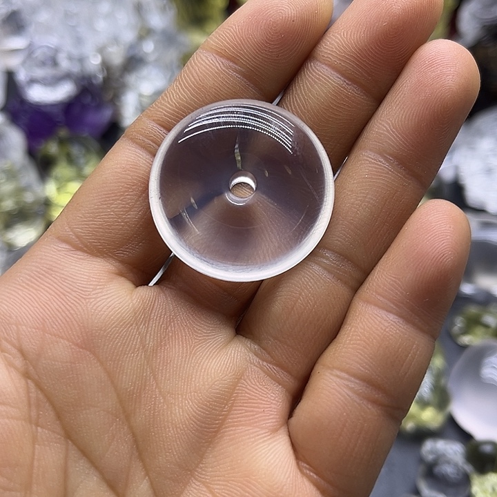 水晶摆件未镶嵌晚***着吊坠