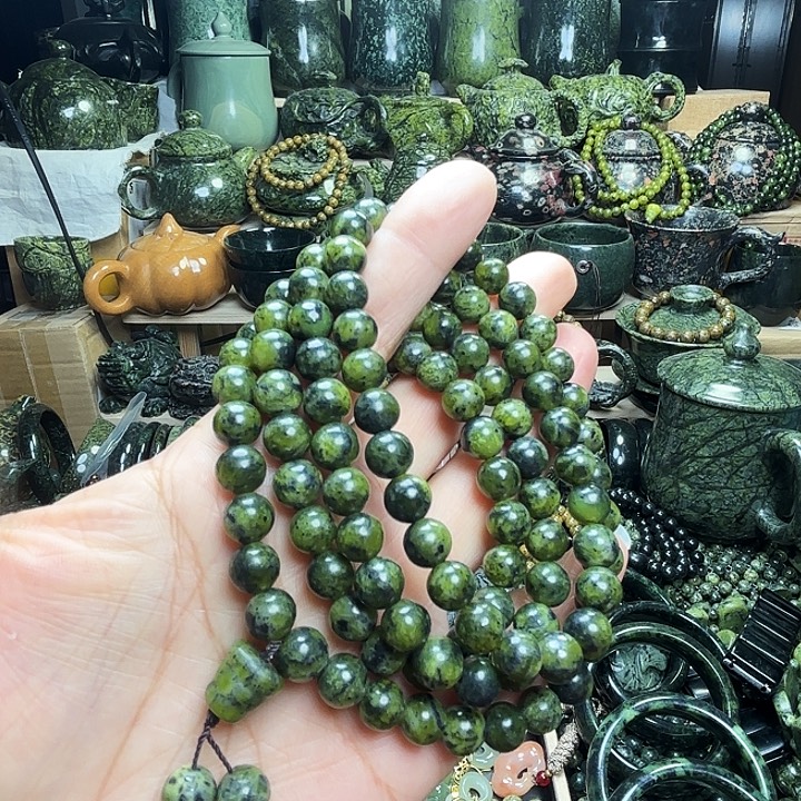 蛇纹石玉未镶嵌珠宝半成品藏玉药王石福利款0.8 108颗