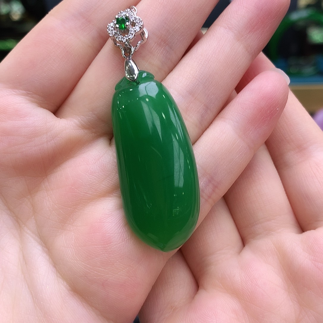 玛瑙/玉髓吊坠未镶嵌