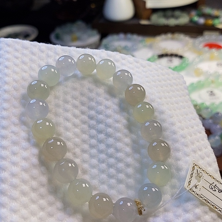 定制翡翠未镶嵌翡翠.