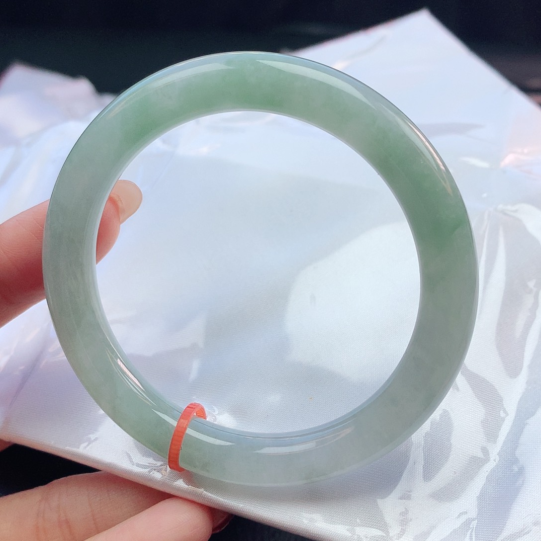 翡翠手镯未镶嵌55圆条092604