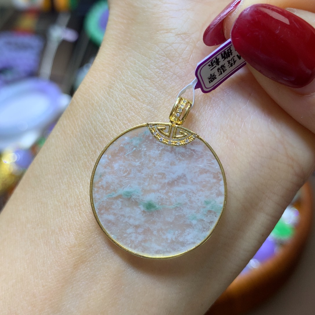 【闪购商品】翡翠颈饰18K金镶嵌翡翠