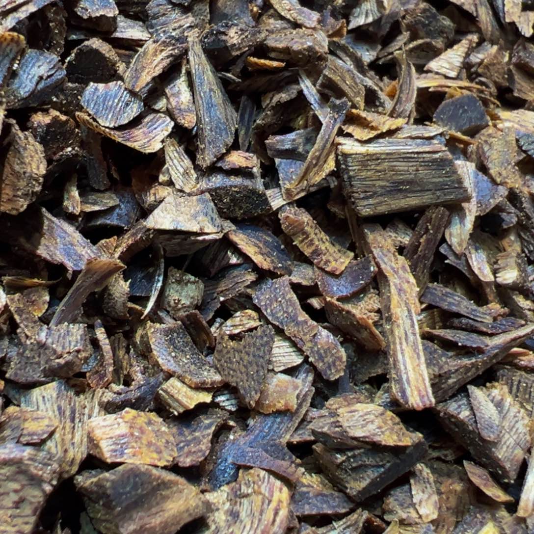 沉香手把件兔****草奇楠高端切珠料50克