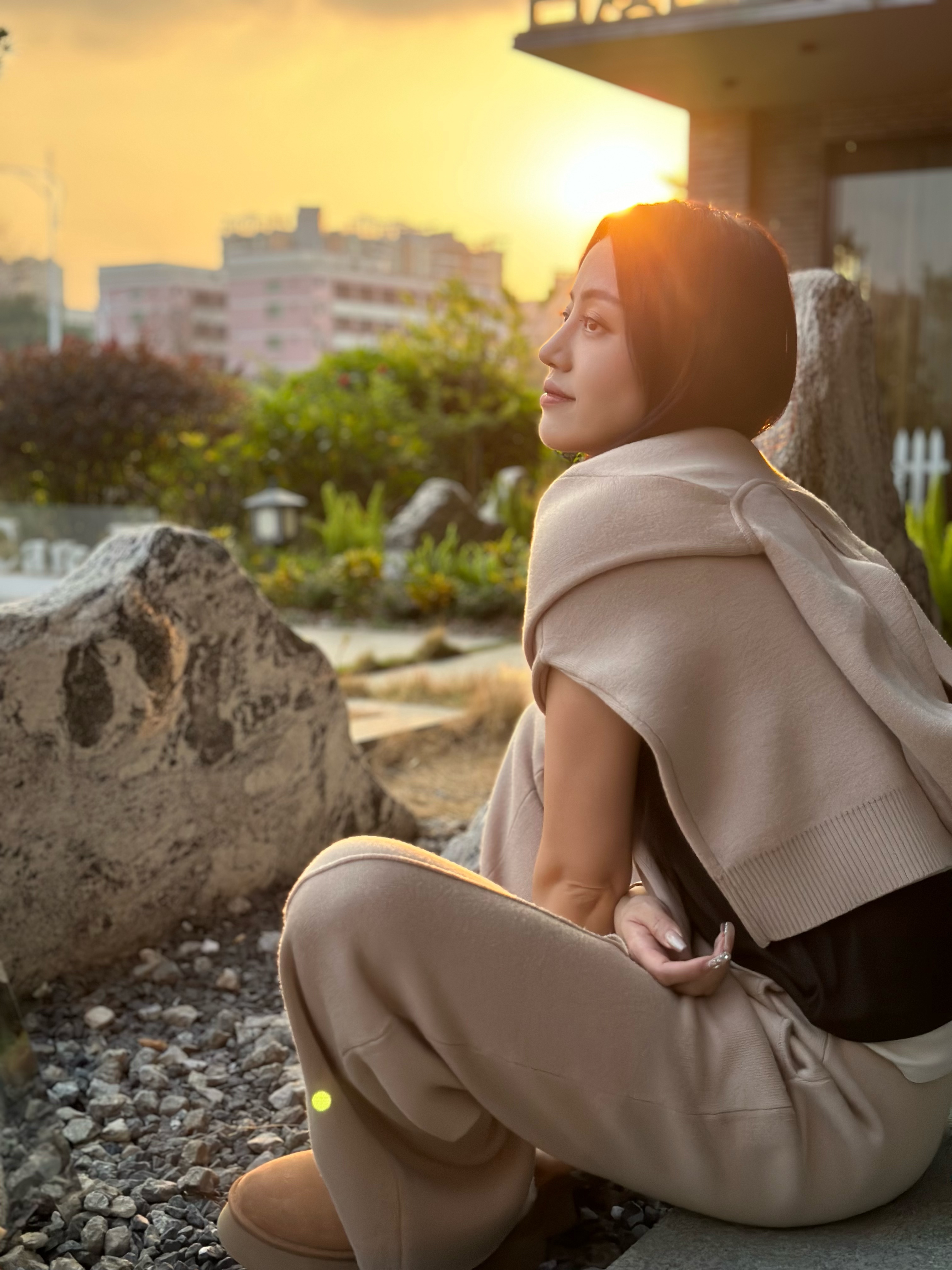 【珍妮皮草】可机洗时尚羊毛连帽针织上衣休闲裤保暖套装女秋冬