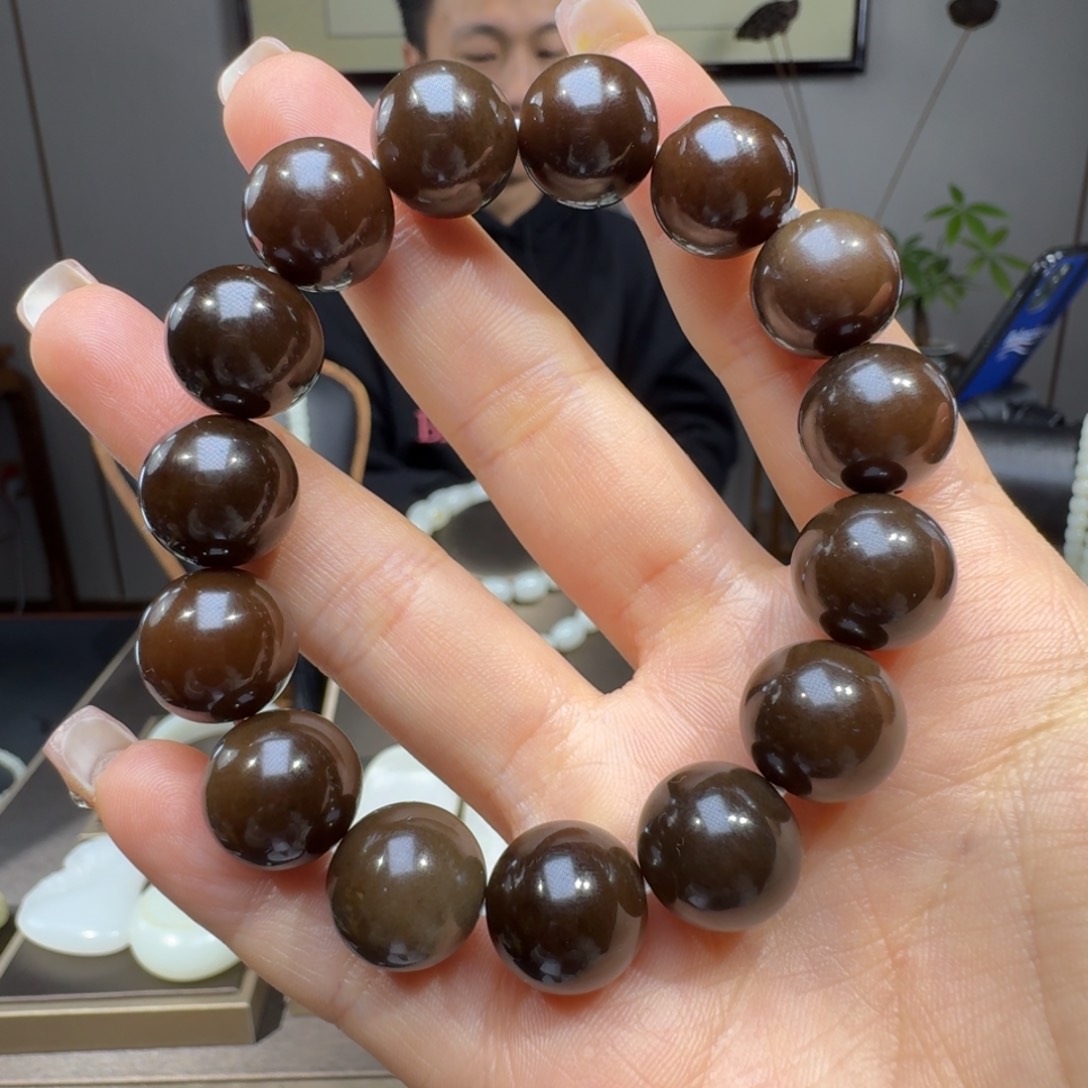 未镶嵌和田玉（糖玉）手串