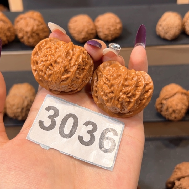 文玩核桃吊坠宫灯文玩核桃