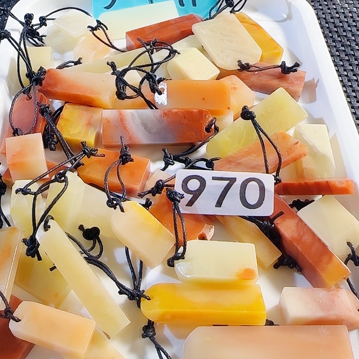 青田石印石老挝石50个扁章尺寸非常小，0.几1.几的公分