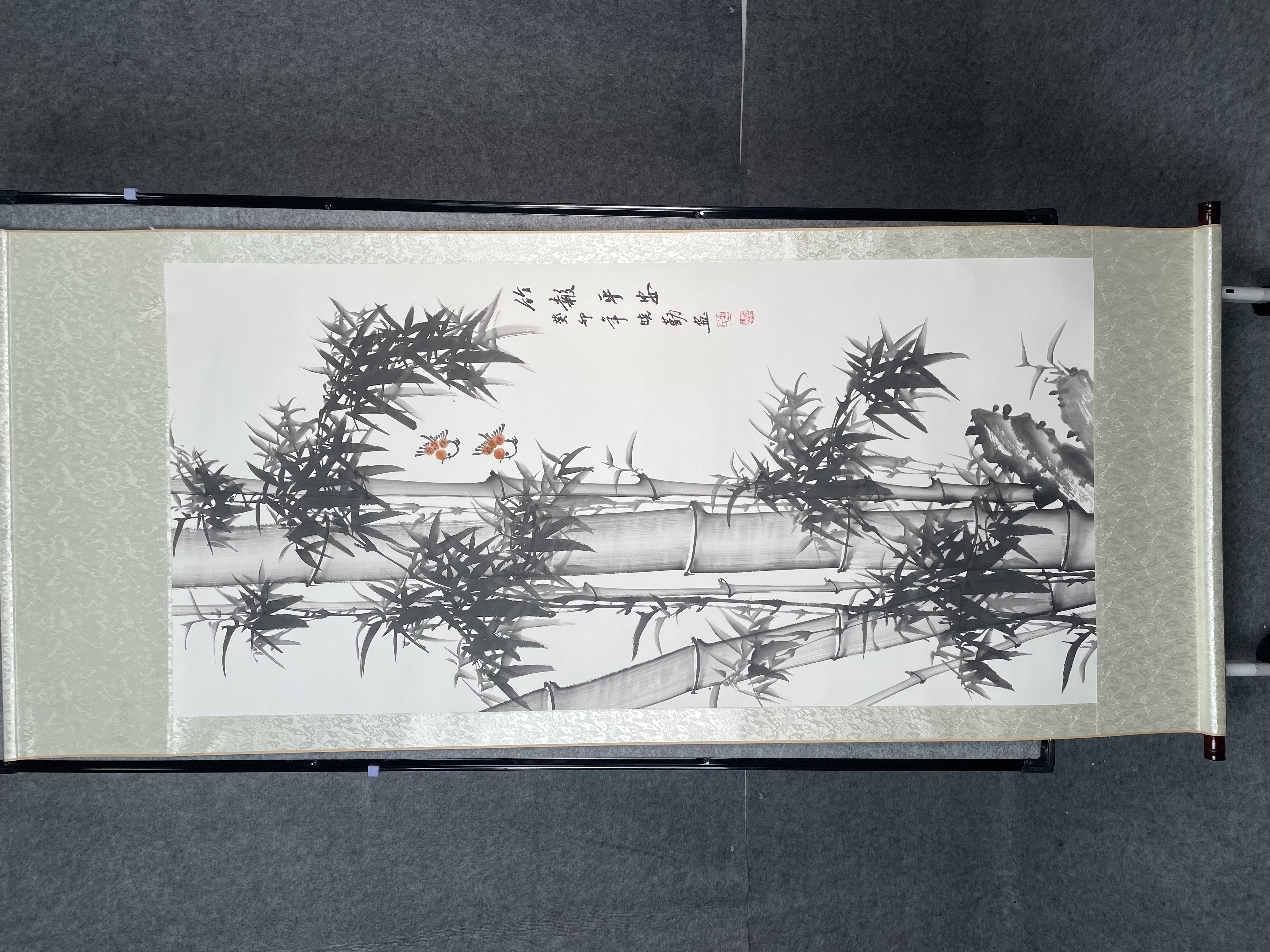 《竹报平安》水墨装饰画卷轴款四尺