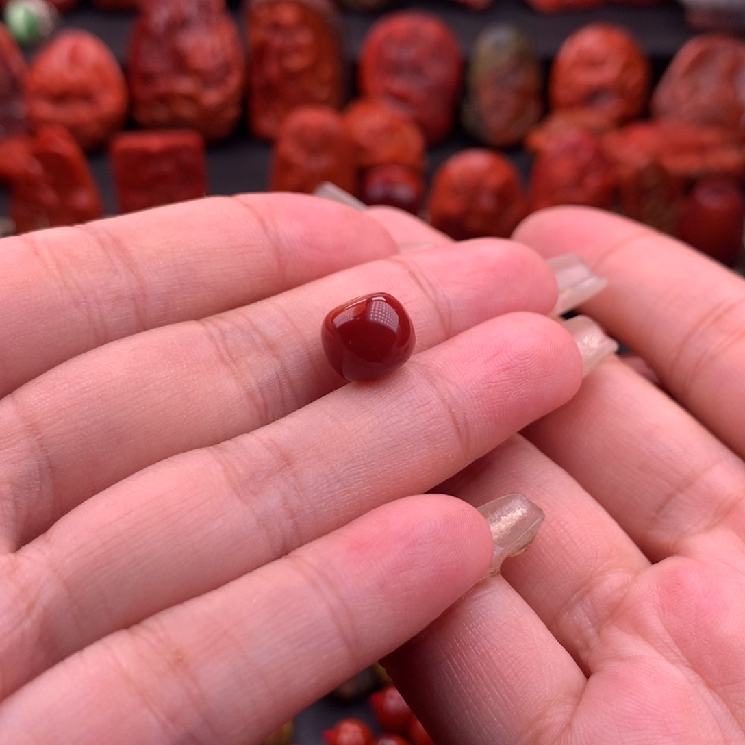 南红玛瑙南红川料原矿牛血红老型单珠10mm未镶嵌