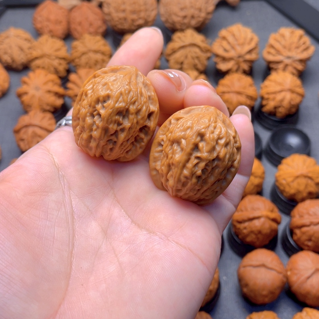 苗***子核桃文玩把件野麻四座楼