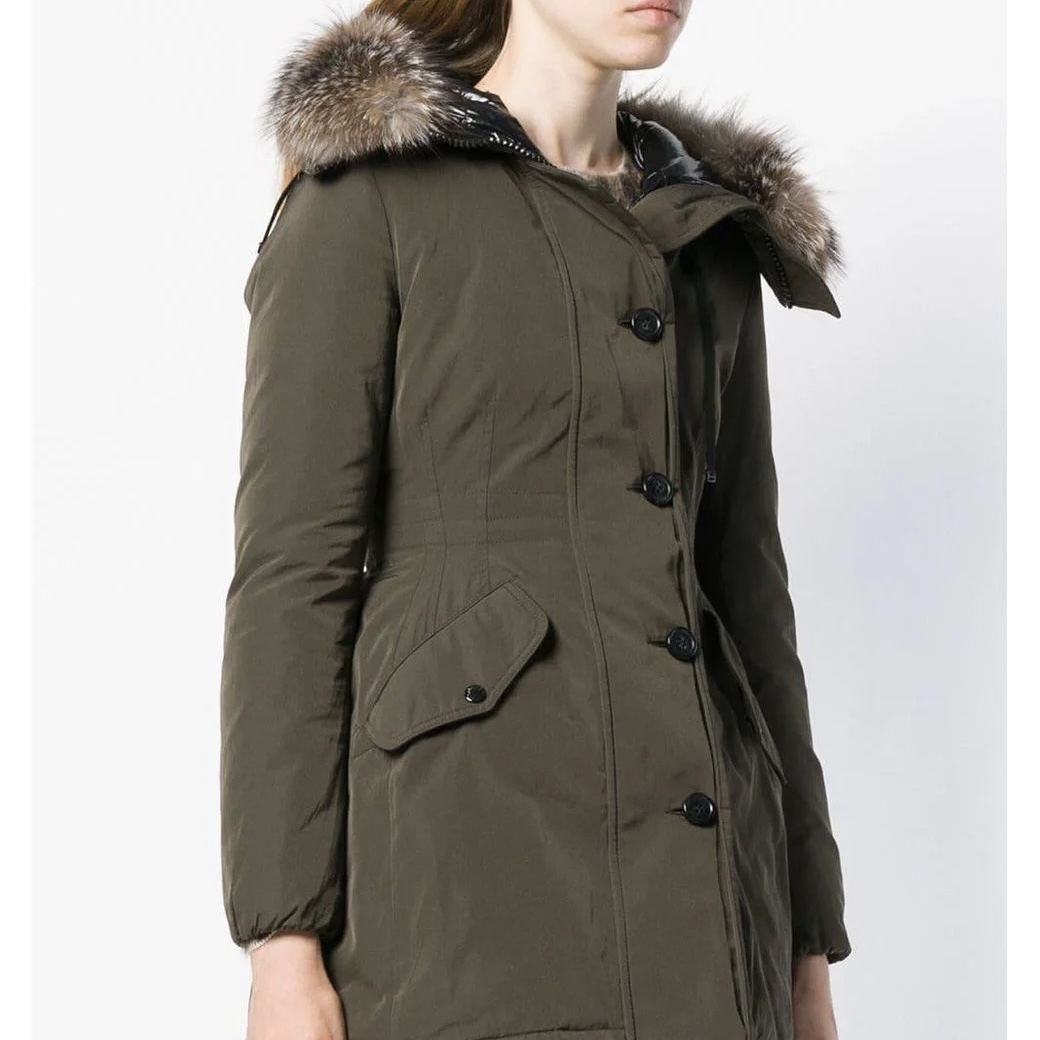 95新 MONCLER 安洁利严选/YK0117589 羽绒服