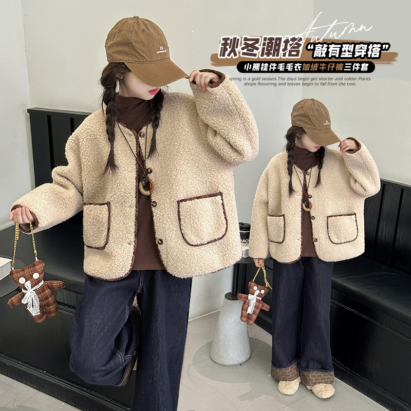 女童秋冬2025新款羊羔绒休闲外套加绒女童冬季外套爆款2025新款