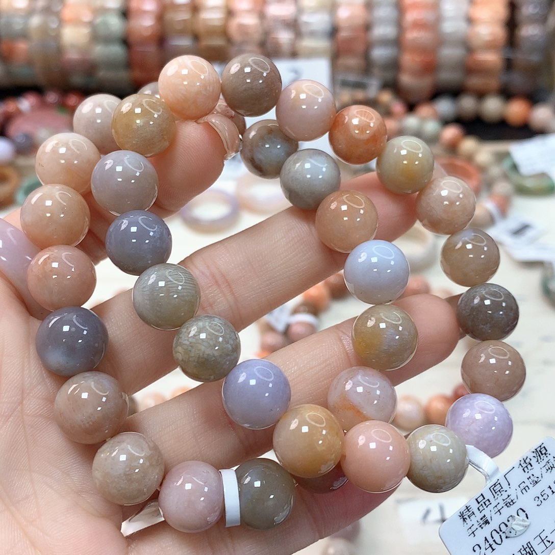 硅化珊瑚（珊瑚玉）手链未镶嵌高**雪214