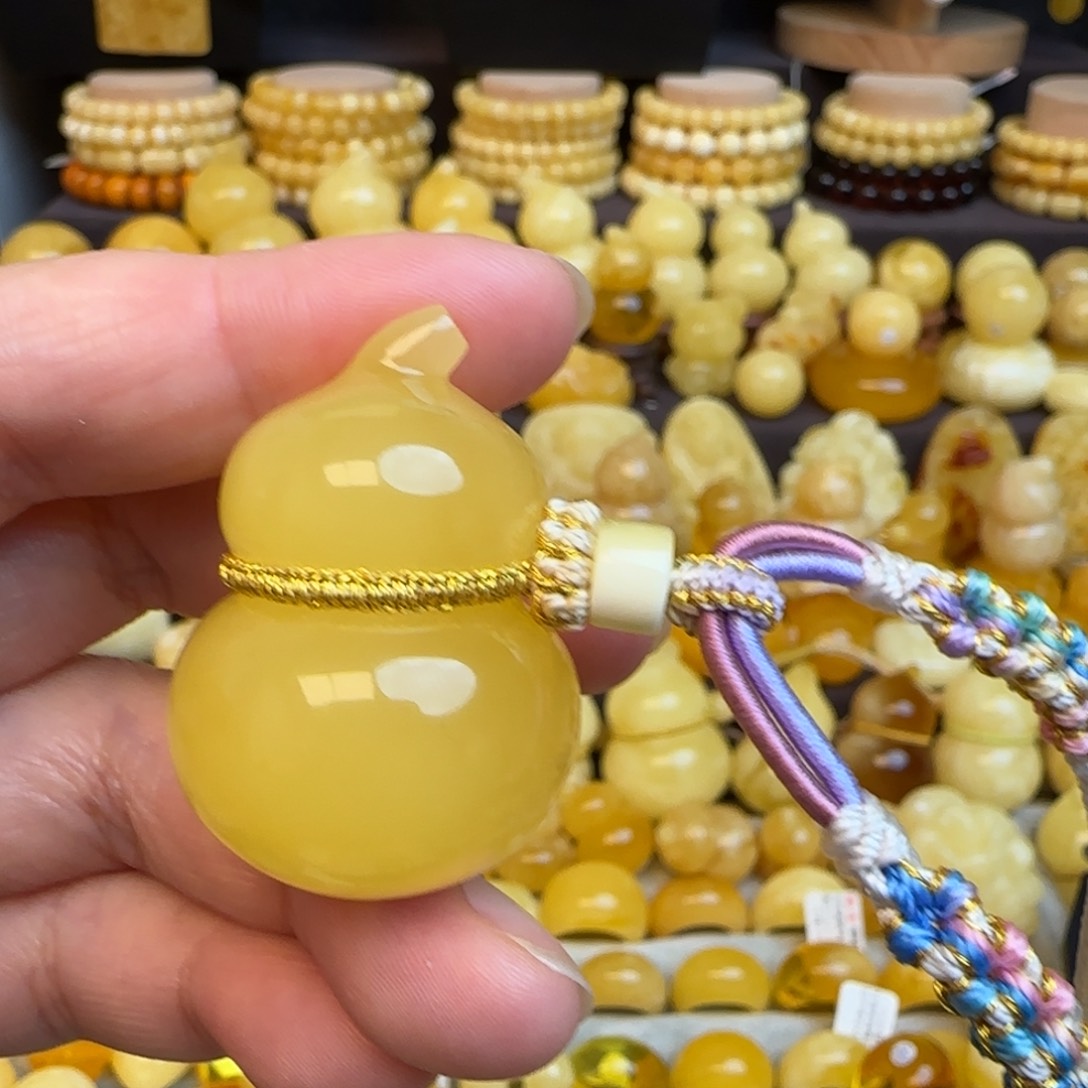 琥珀未镶嵌套链天然蜜蜡葫芦吊坠