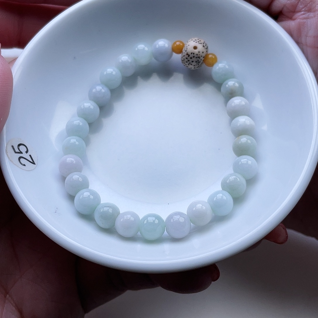 翡翠手链未镶嵌翡翠