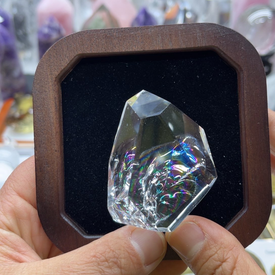 未镶嵌珠宝半成品水晶