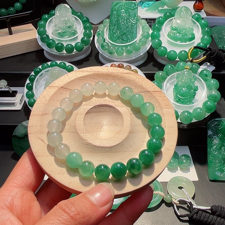 石英质玉手镯未镶嵌9