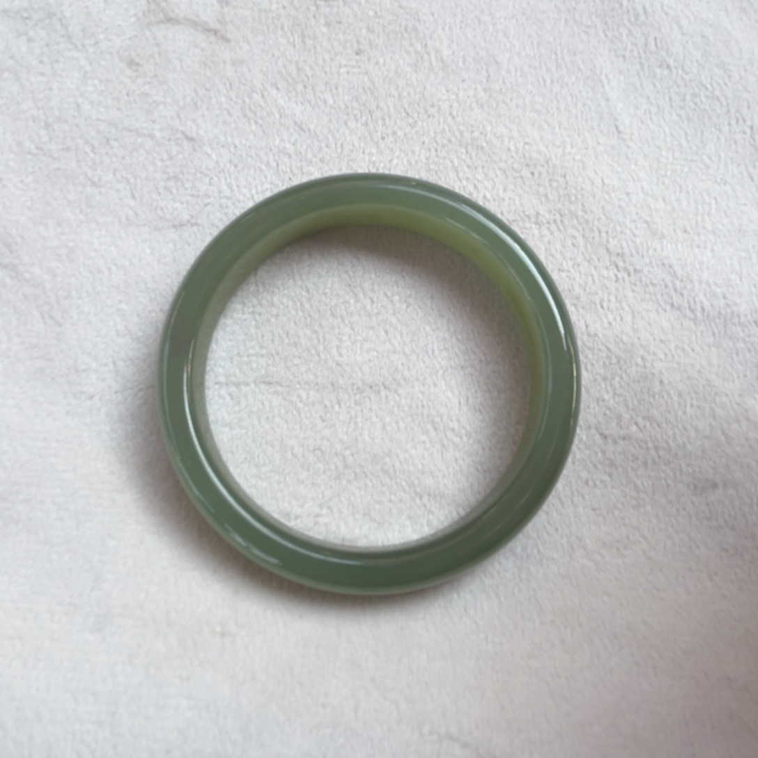 未镶嵌手镯和田玉随*