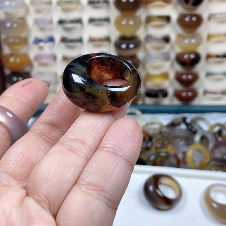 未镶嵌戒指玛瑙/玉髓h****i