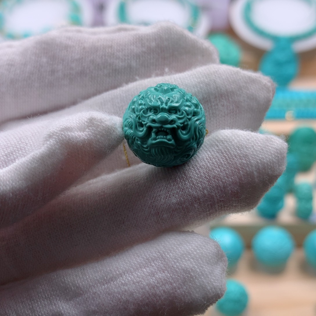 绿松石配饰未镶嵌