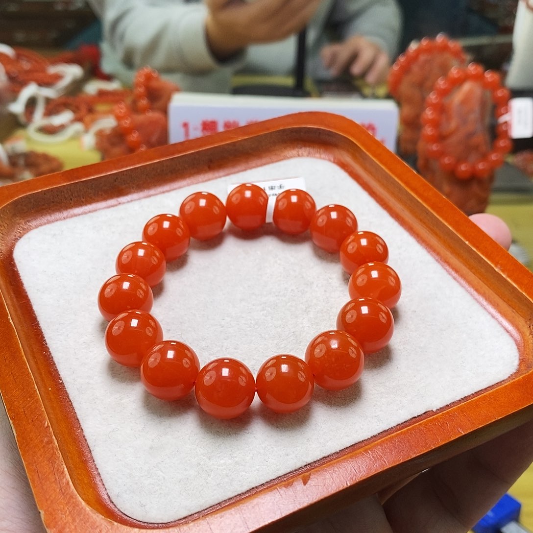 南红玛瑙未镶嵌手链