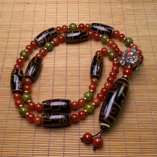 玛瑙/玉髓颈饰未镶嵌