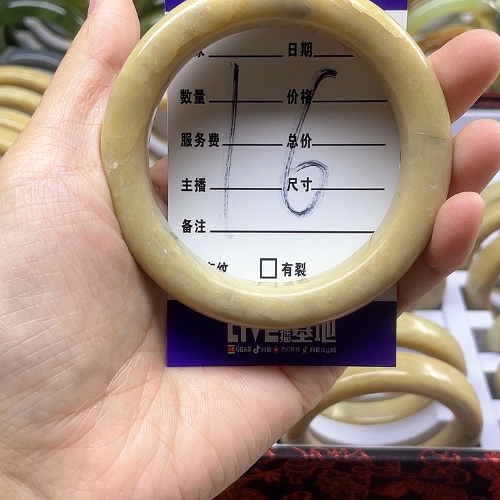 蛇纹石玉手镯合金梵**雨