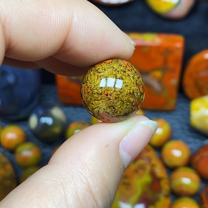 自***6玛瑙/玉髓未镶嵌颈饰