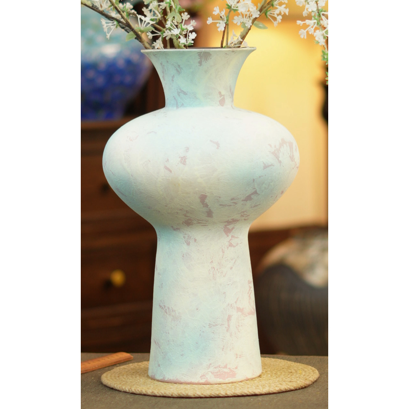 景德镇手作艺术展厅感花瓶