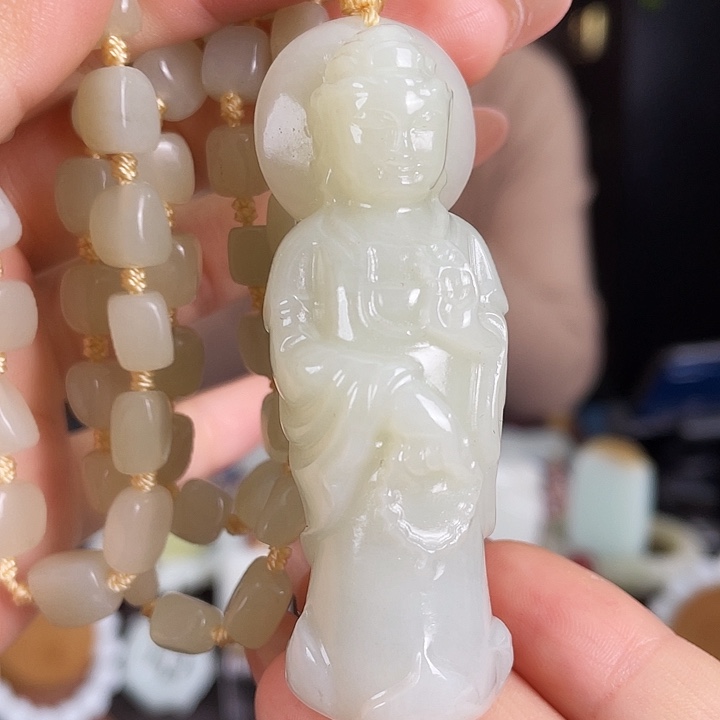 和田玉未镶嵌颈饰定制发货