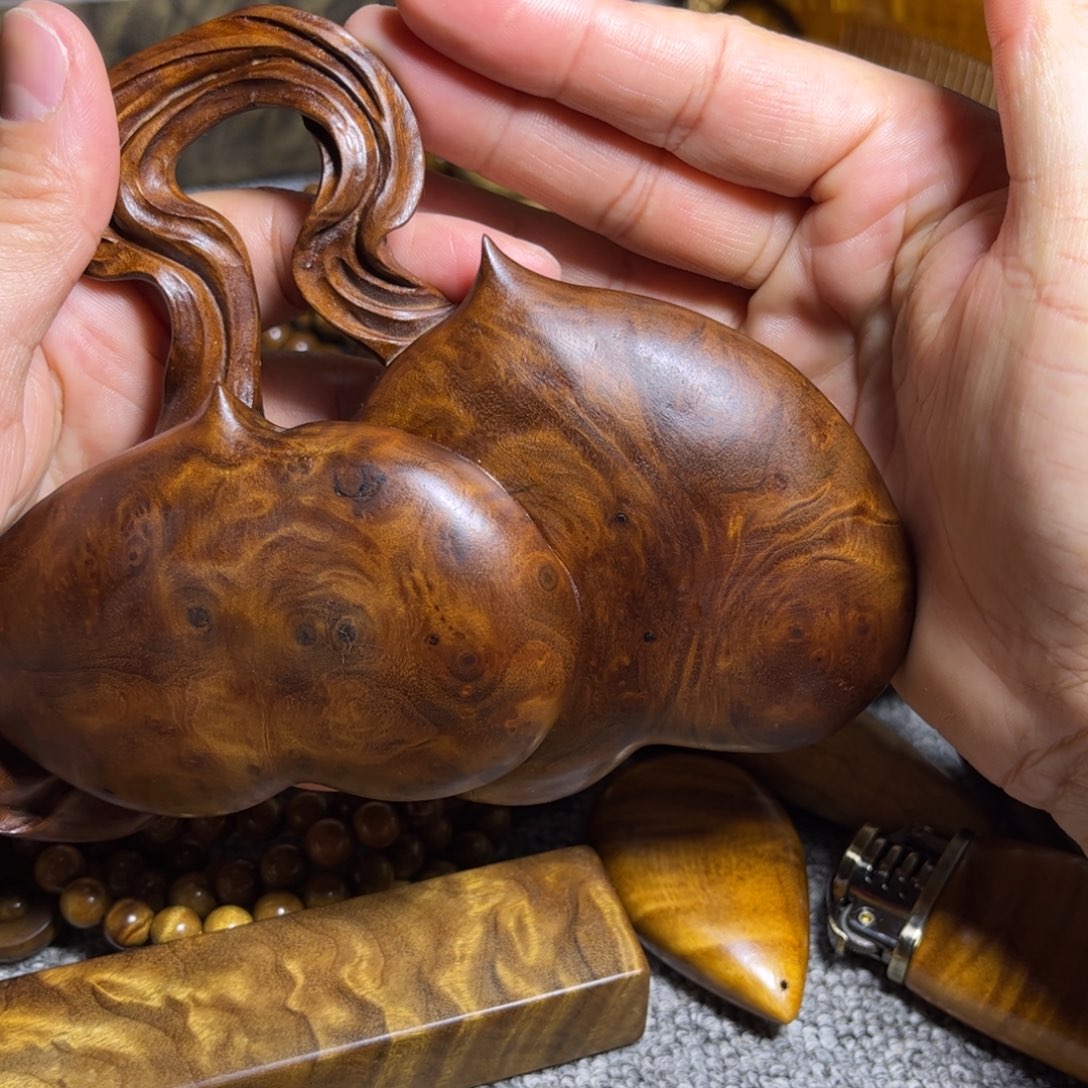 金丝楠留疤心连心