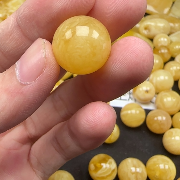 未镶嵌蜜蜡裸石天然482