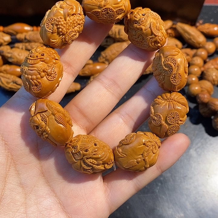 手串/手链橄榄核金蟾