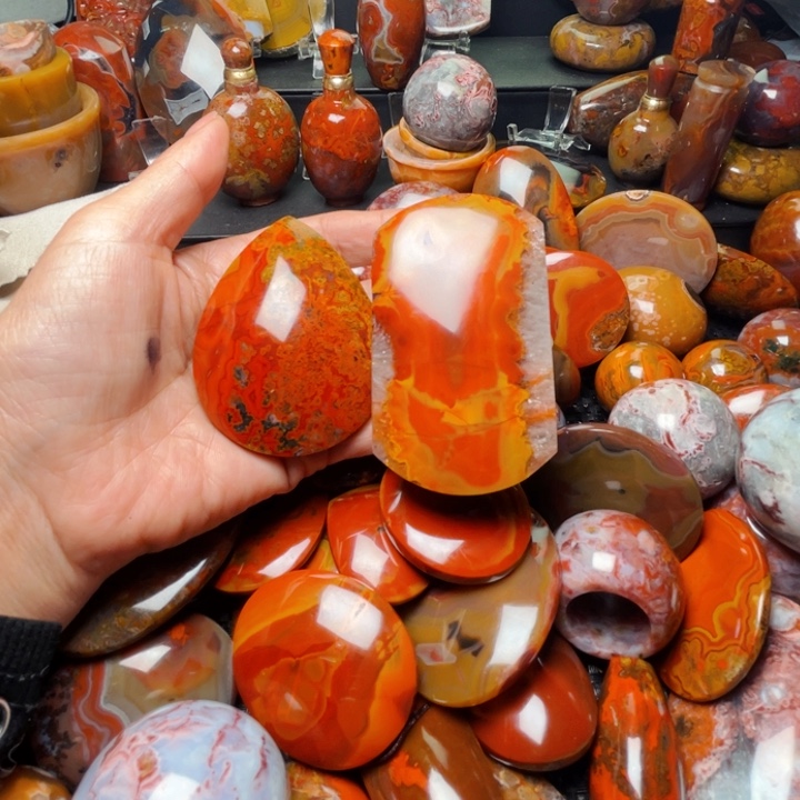 玛瑙/玉髓战国红玛瑙挂件未镶嵌天**美