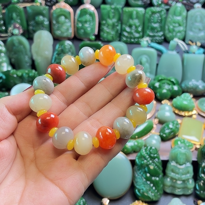 ****糊未镶嵌手链石英质玉