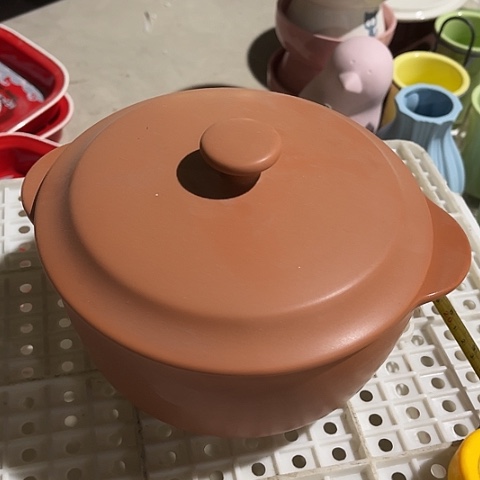 微瑕，不能明火，口径17，高9，1.5L