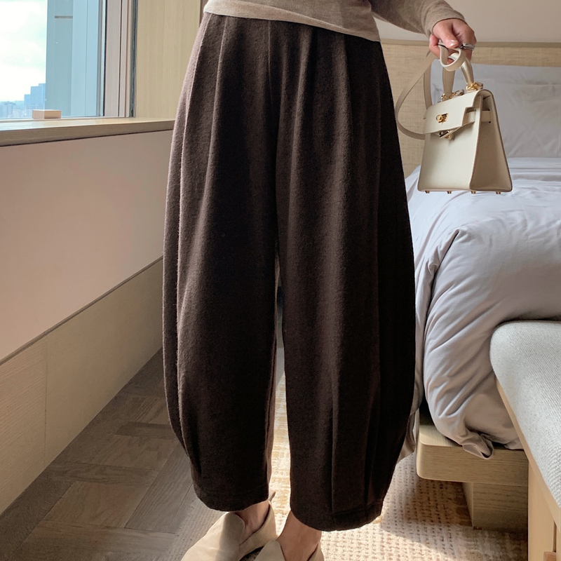 "羊毛豆乳裤"松弛感入秋~高品45肌理羊毛呢显高显瘦灯笼休闲裤！