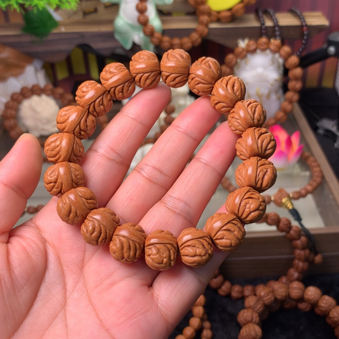 吊坠桃核盘龙爆肚16