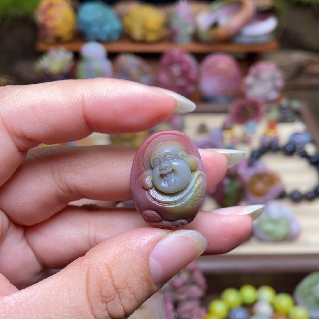 秋***云玛瑙/玉髓未镶嵌珠宝半成品盐源玛瑙苏工