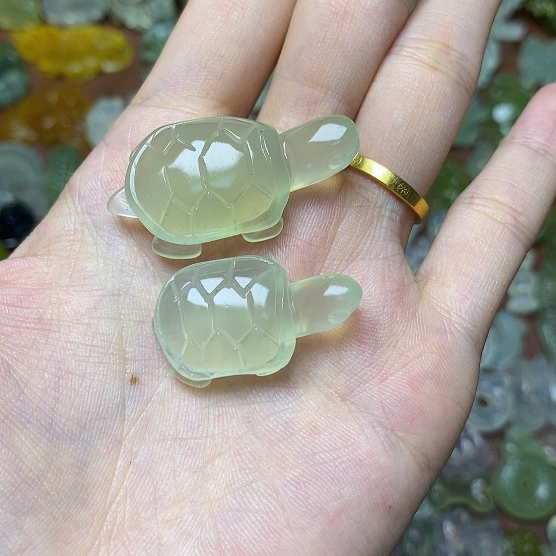 蛇纹石玉未镶嵌项链