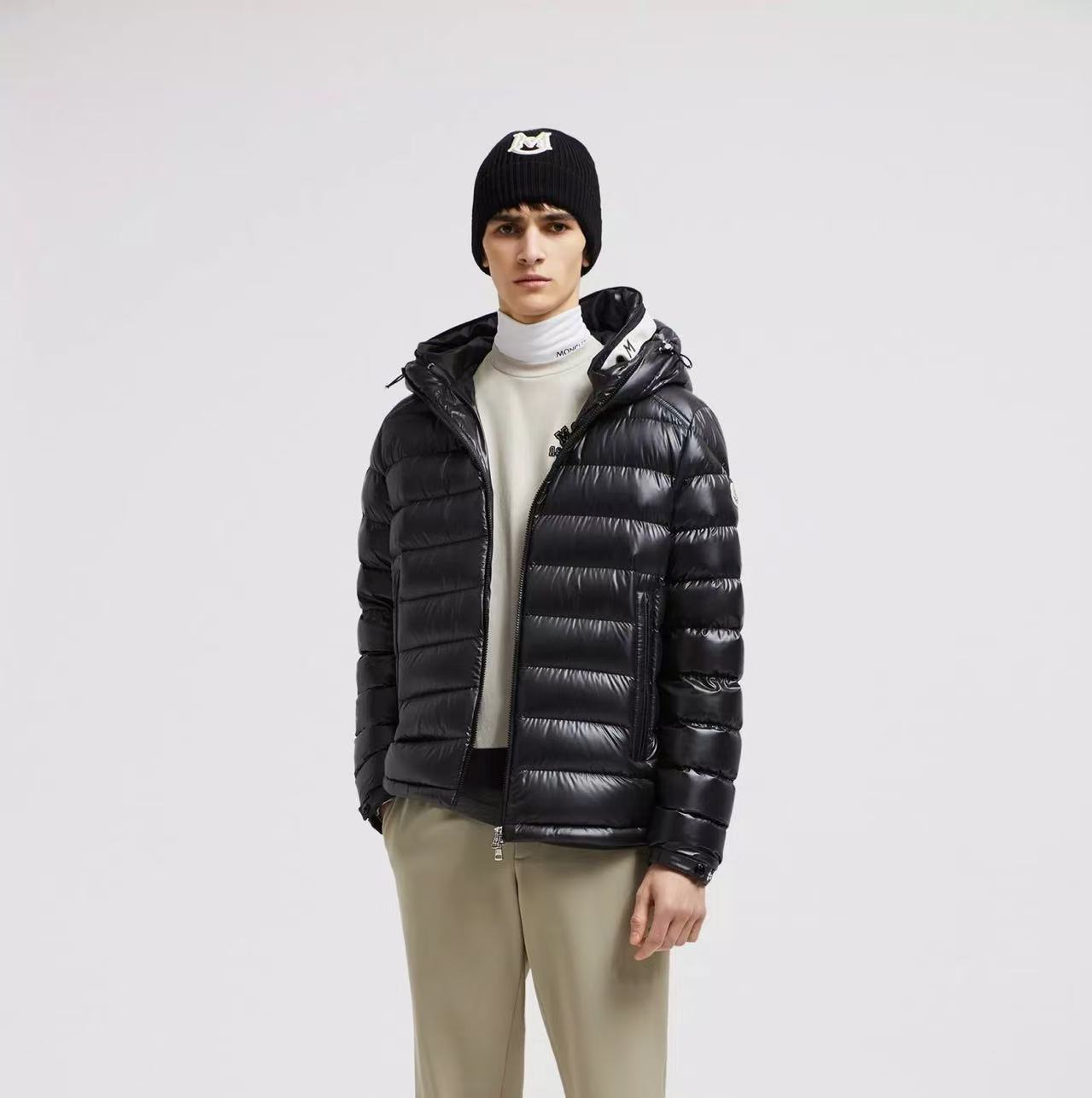 全新未使用 MONCLER 盟可睐蒙口/GG/besines男士黑色羽绒服