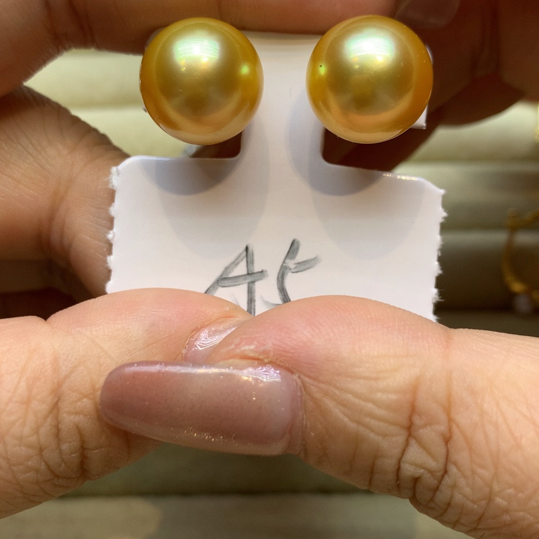 18K金镶嵌耳饰海水珍珠