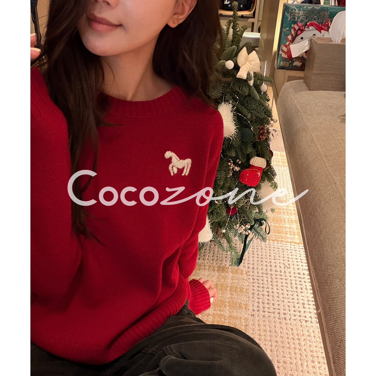 COCO ZONE 刘 一一 “小马毛衣”100绵羊毛圆领毛织上衣 CD1A1746