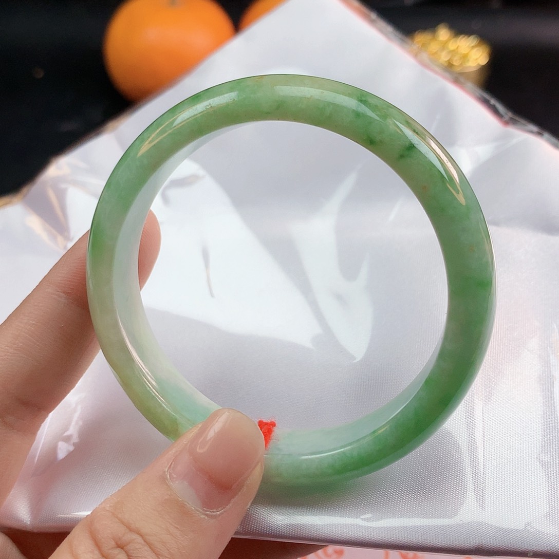 翡翠手镯未镶嵌54圈1519