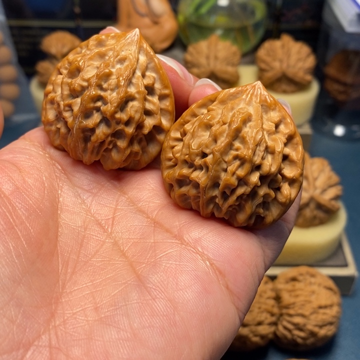 【闪购商品】把件文玩核桃龙门涧