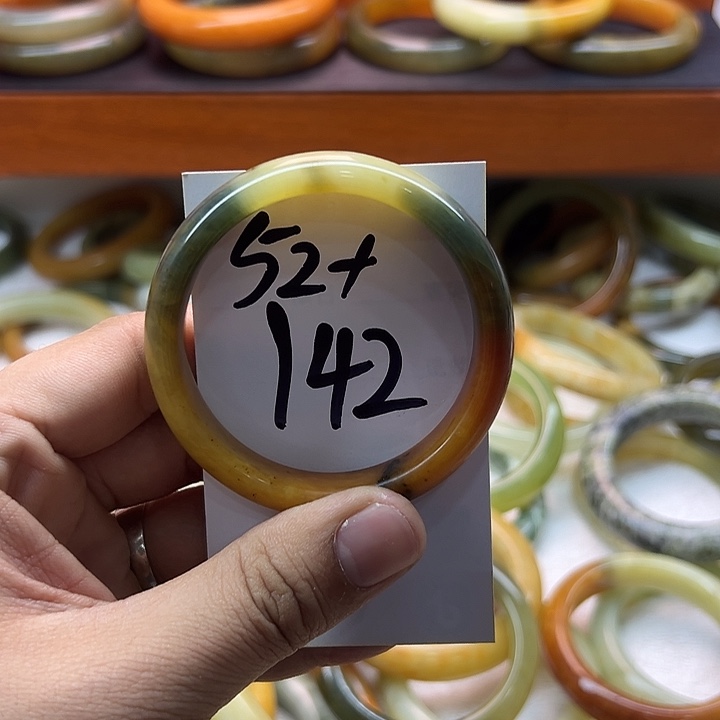 阳***阳蛇纹石玉合金手镯