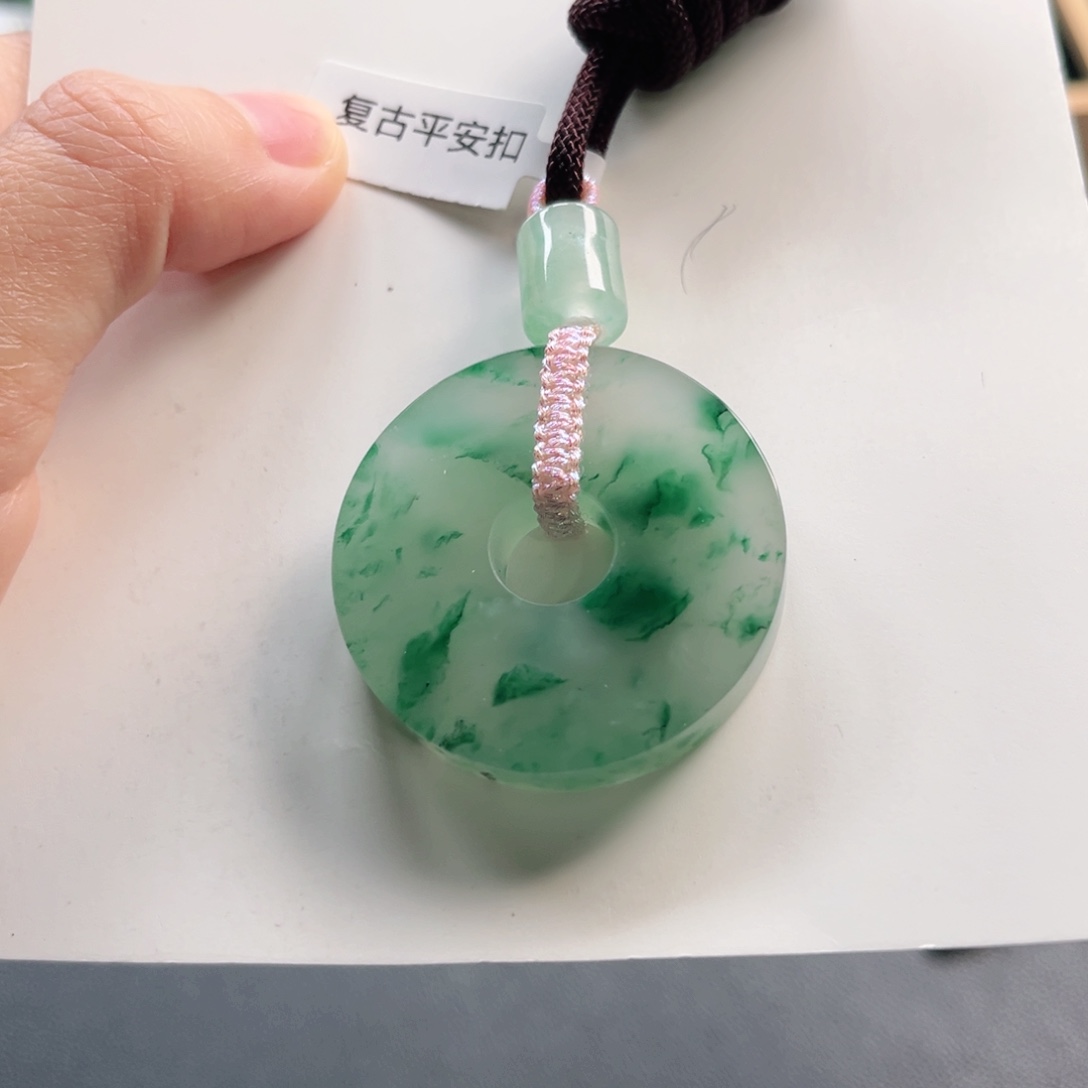 石英质玉吊坠(不含链)未镶嵌