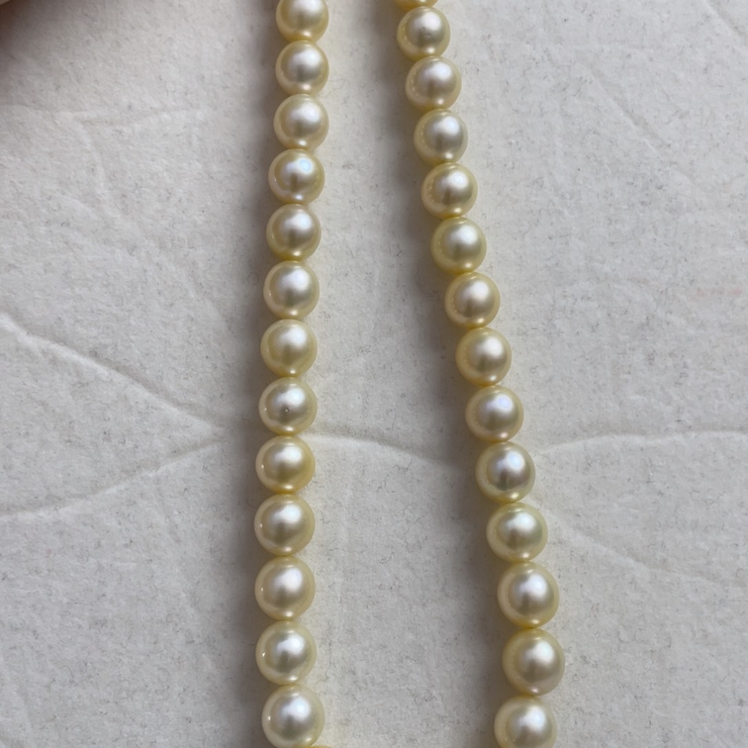 海水珍珠颈饰未镶嵌北****站