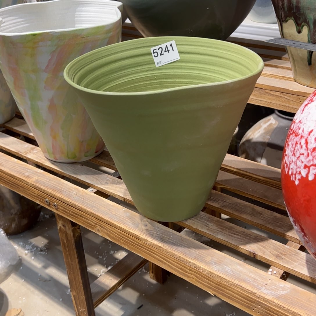 瓷片5241已经打孔高24长24